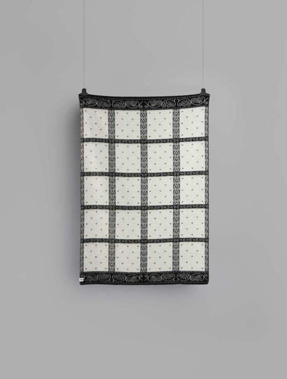 kristin_throw_natural-grey_57005_front_f2c1f1ea5f216104b69b3f882fc79377.800x800