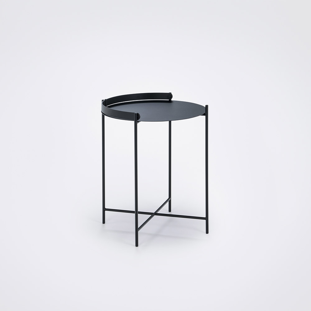 Вуличний стіл Houe EDGE Tray Table ø46 cm Black, 10911-1212. Изображение 1