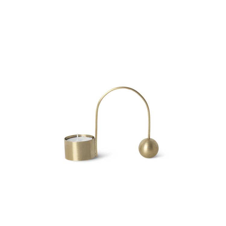 Свічник ferm LIVING Balance Tealight Holder, Brass, 5736. Изображение 1