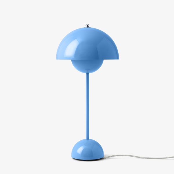 Настільний світильник Flowerpot VP3 Verner Panton 1968 в кольорі Swim Blue від &Tradition