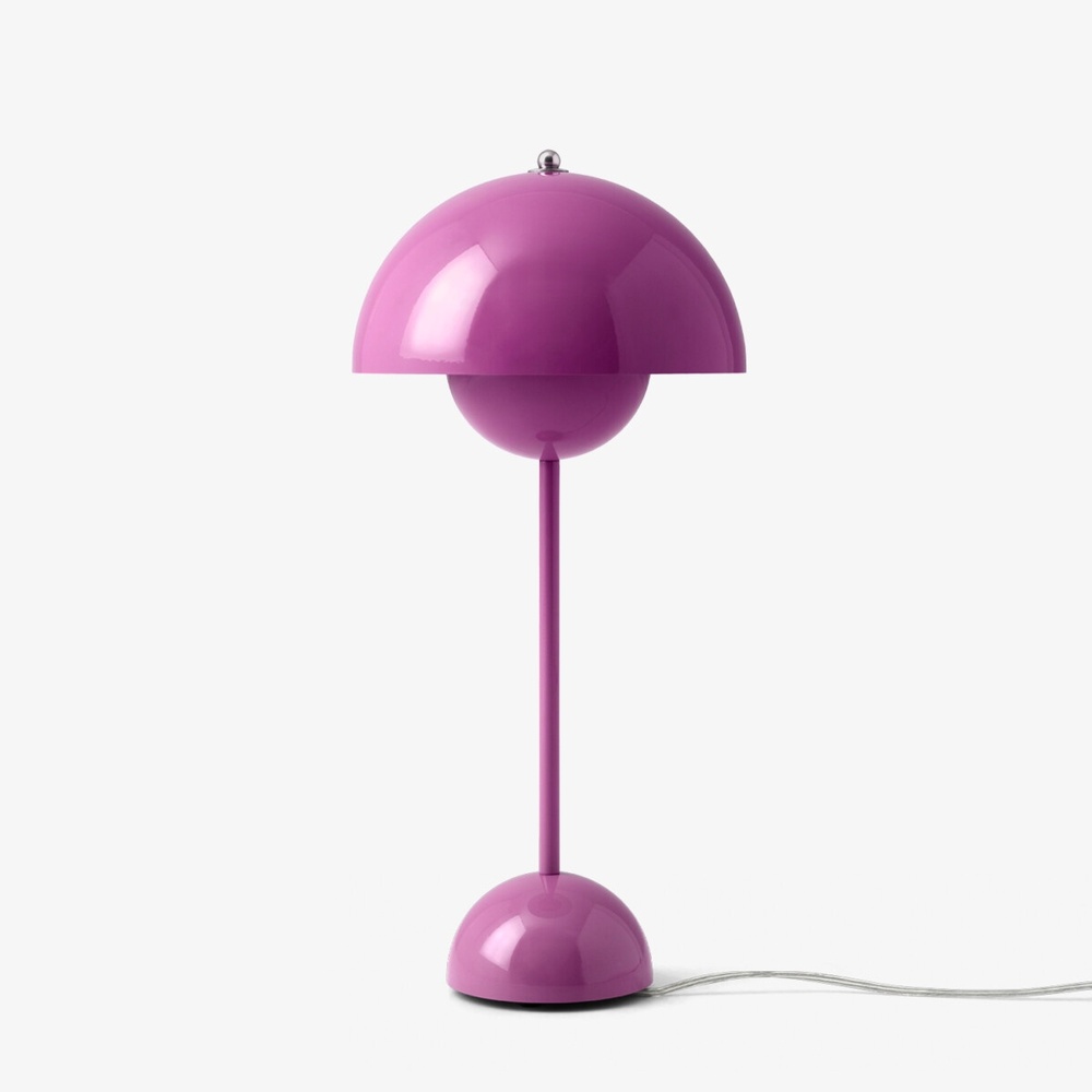 Настільний світильник Flowerpot VP3 Verner Panton  1968 в кольорі Tangy Pink від &Tradition. Изображение 1