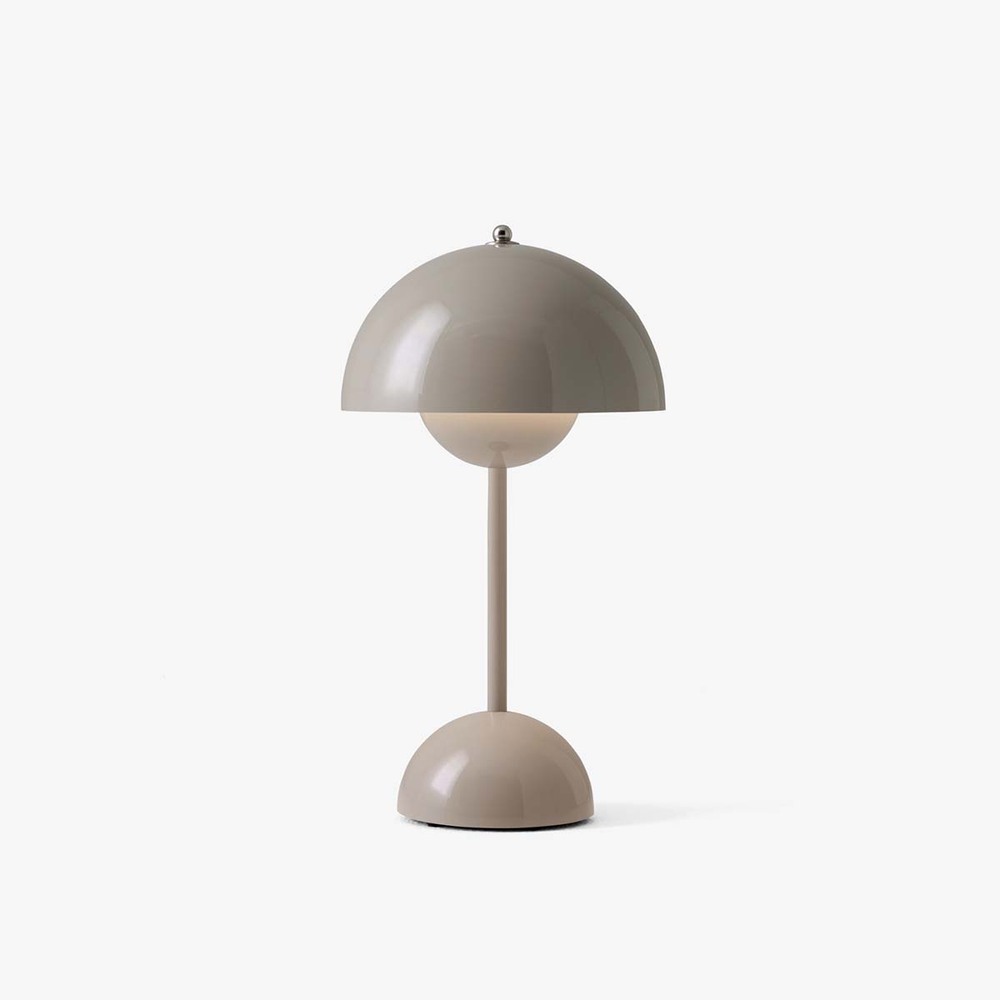 Портативна настільна лампа &Tradition Flowerpot VP9, Grey Beige, 20758901. Изображение 1