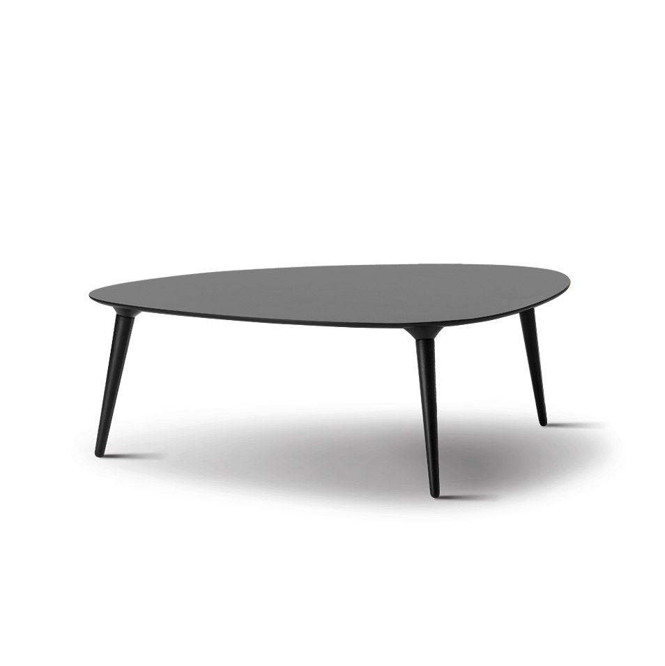 Кавовий столик Fredericia Icicle - Triangular. Изображение 1