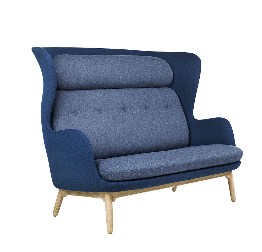 Диван Fritz Hansen JH120 Ro sofa wooden legs. Изображение 1