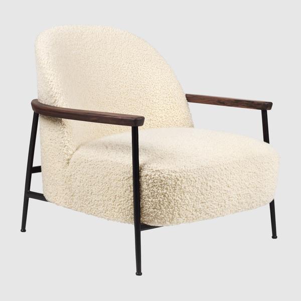 Крісло GUBI Sejour Lounge Chair - with armrest