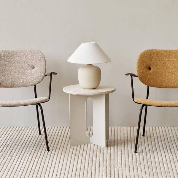 Крісло Co Lounge Chair, Blk St. Base, Uph.Seat/Back PC2T, Oak Arms, Dark st. Oak, 0018 White, Moss Kvad