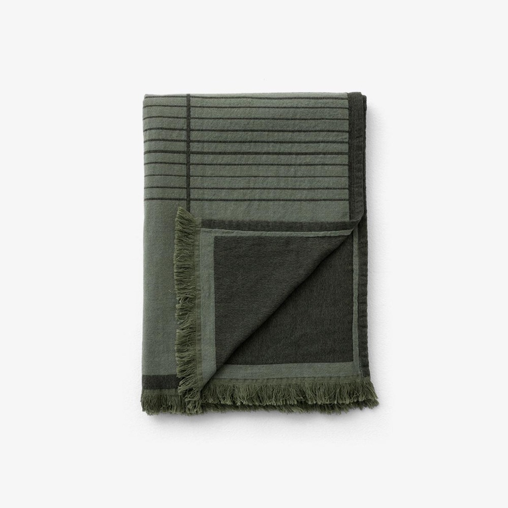 Плед Untitled Throw AP10, Dark Green. Изображение 1